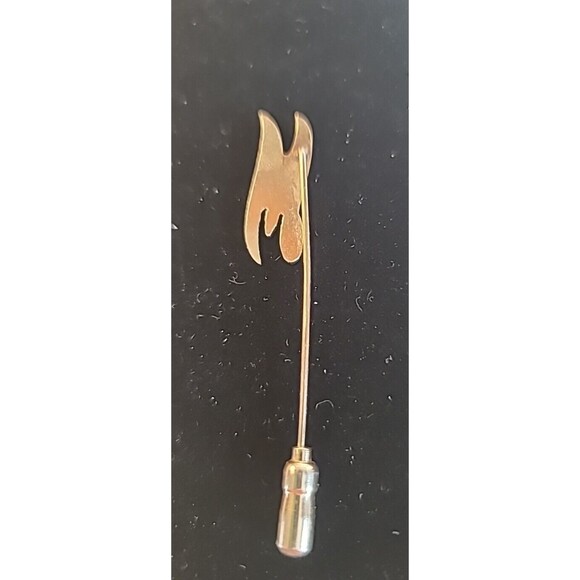 Vintage Initial "M" Lapel Stick Pin Classic Man Woman Goldtone Monogram Letter - Picture 4 of 4